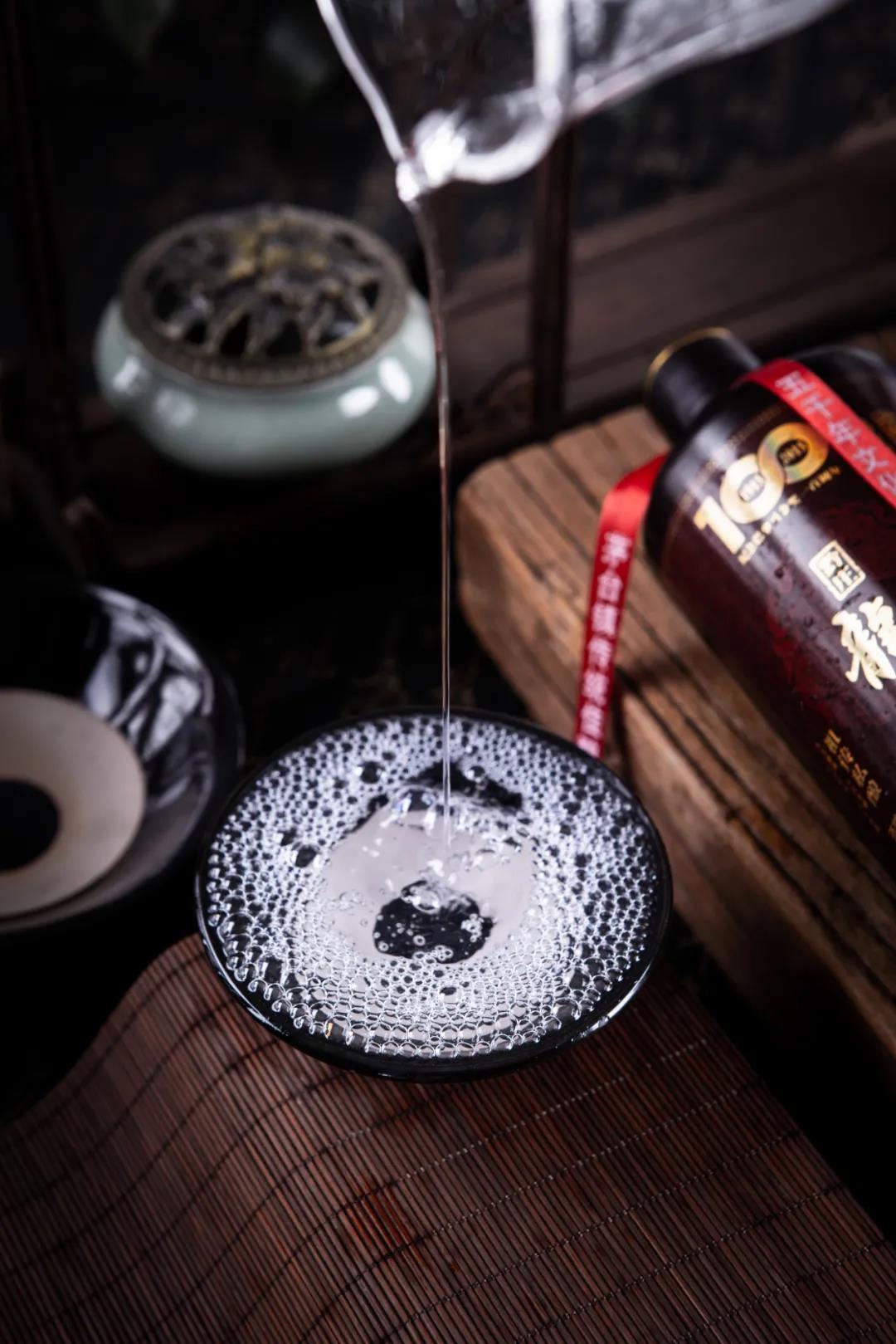 酒花判斷白酒的標(biāo)準(zhǔn)靠不靠譜？