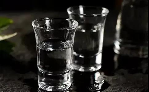 健康飲酒，快樂干杯！
