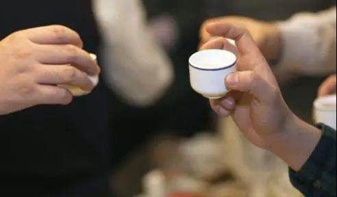 全國飲酒風俗之廣東人，酒桌上的一股“清流”