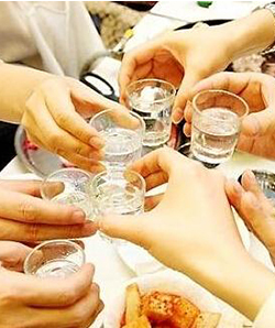 酒，不過是一碗人間煙火...