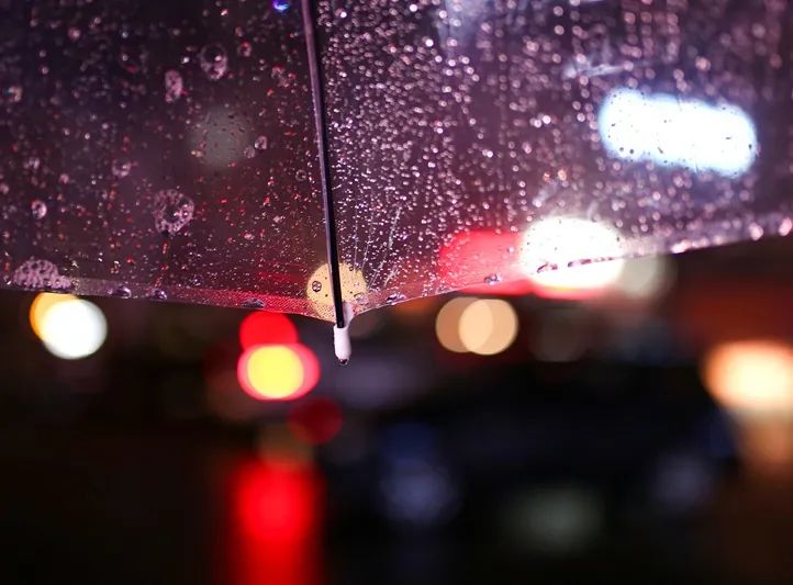 那個(gè)陪你熬夜喝酒的人，請(qǐng)好好珍惜